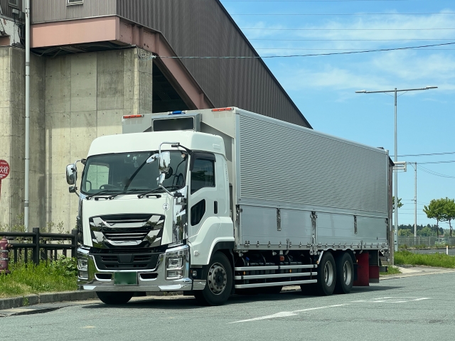 トラックドライバーの転職動向