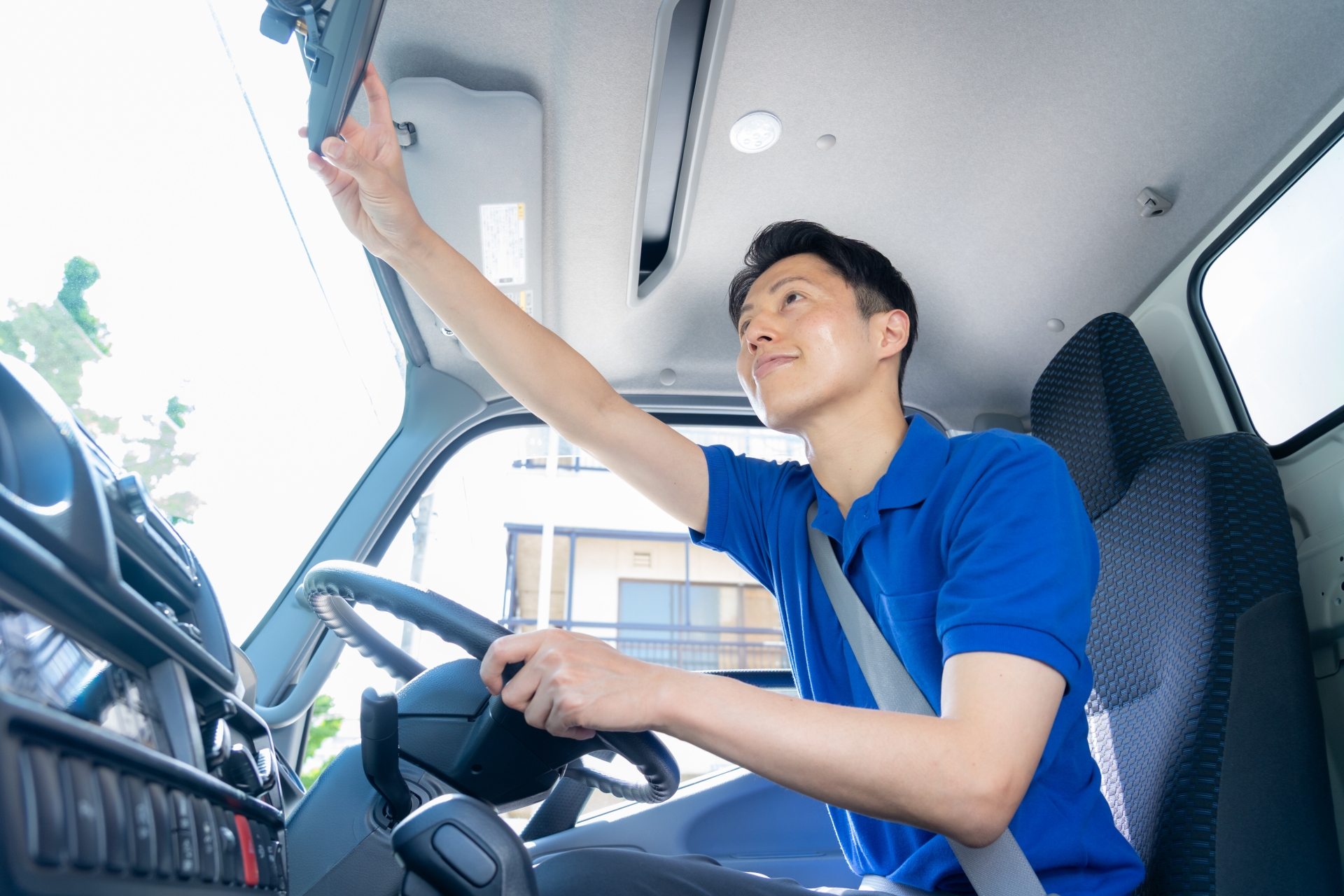 高収入ドライバーになる方法と求人の選び方