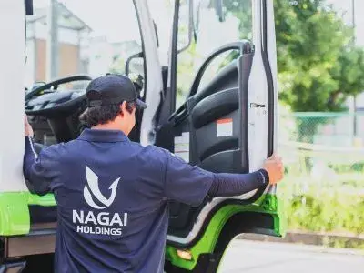 収集運搬の中型ドライバー
