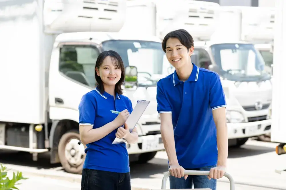 自動車部品のピッキング作業員