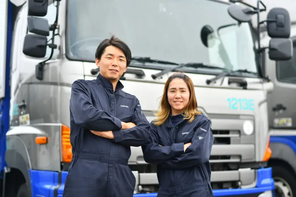 歴史ある安定企業で未経験でも安心！大型トラックドライバー