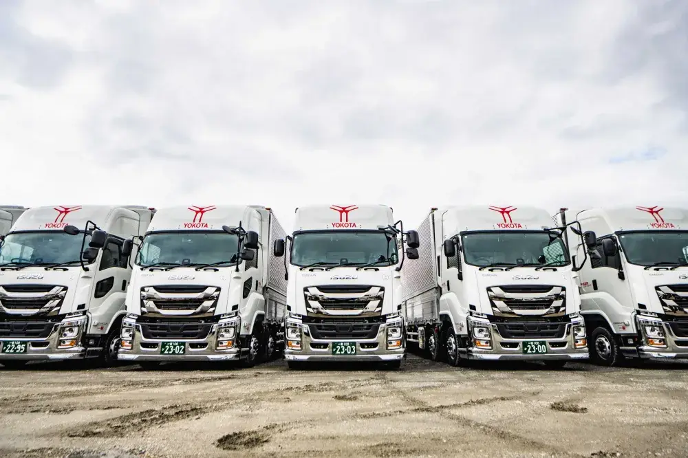 (一宮市)10t/大型トラックドライバー/未経験歓迎/正社員