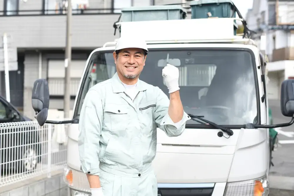お菓子の配送　4tトラックドライバー