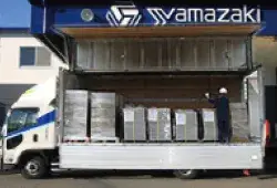 中型トラックドライバー